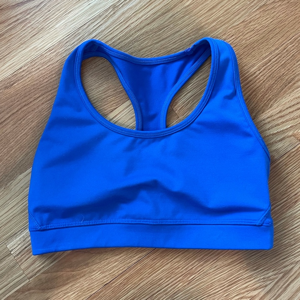 GapFit Sports Bra